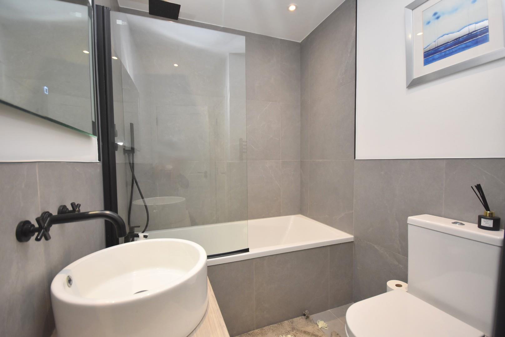 10 The Coach House, Old Port Road, Wenvoe, CF5 6AN